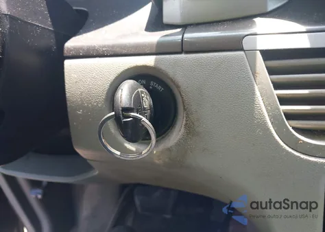 2010 Volkswagen Routan Se z USA, uszkodzony, nr VIN 2V4RW3D12AR348485